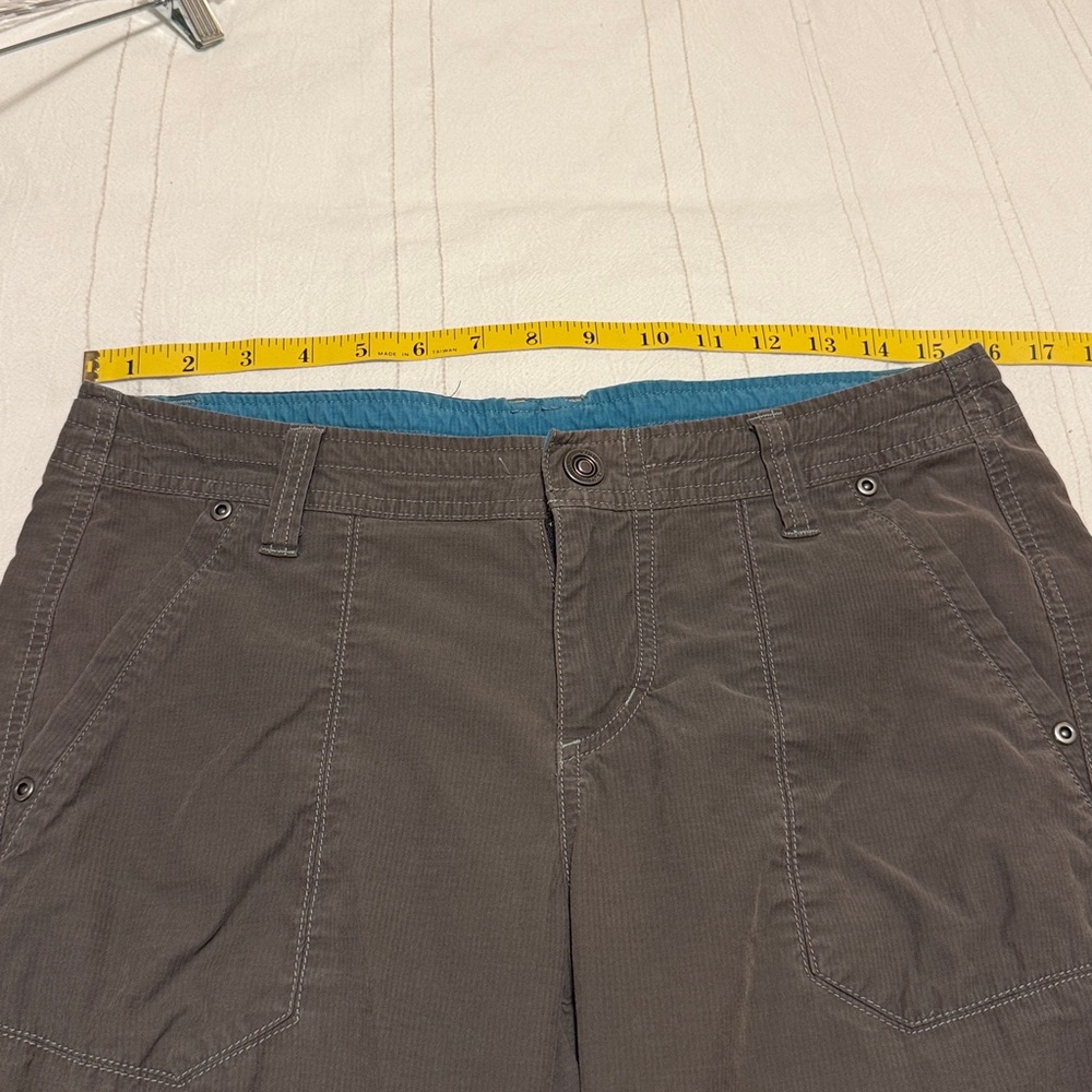 Kuhl Women's Dark Gray Capris with Back Floral Embroidery - Picture 4 of 5